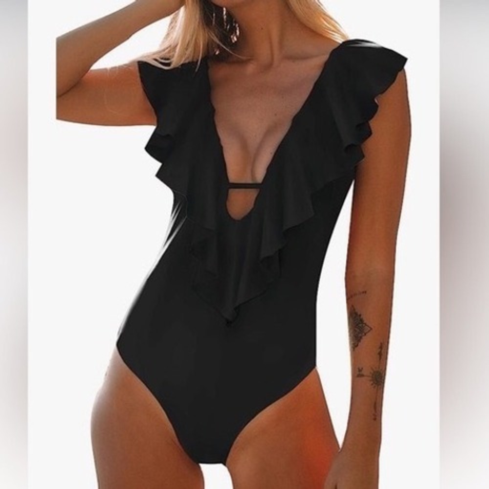 Sporlike Womens Black Ruffle V-Neck One Piece Swimsuit Size M Cutout Tie Back‎